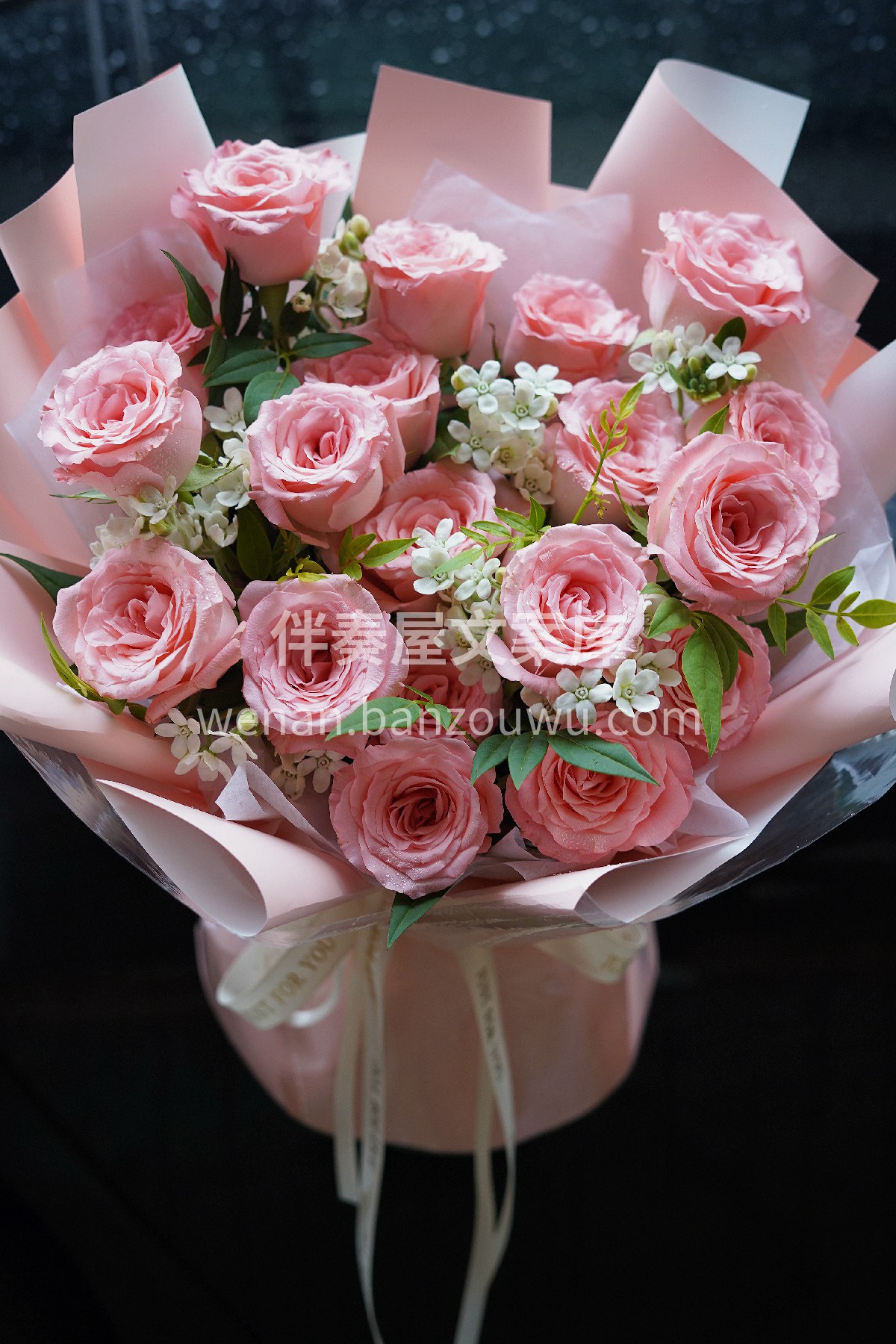 戴安娜玫瑰花束💐 戴安娜🌸玫瑰花瓣多 质感很脆花型漂亮 是一 配图1