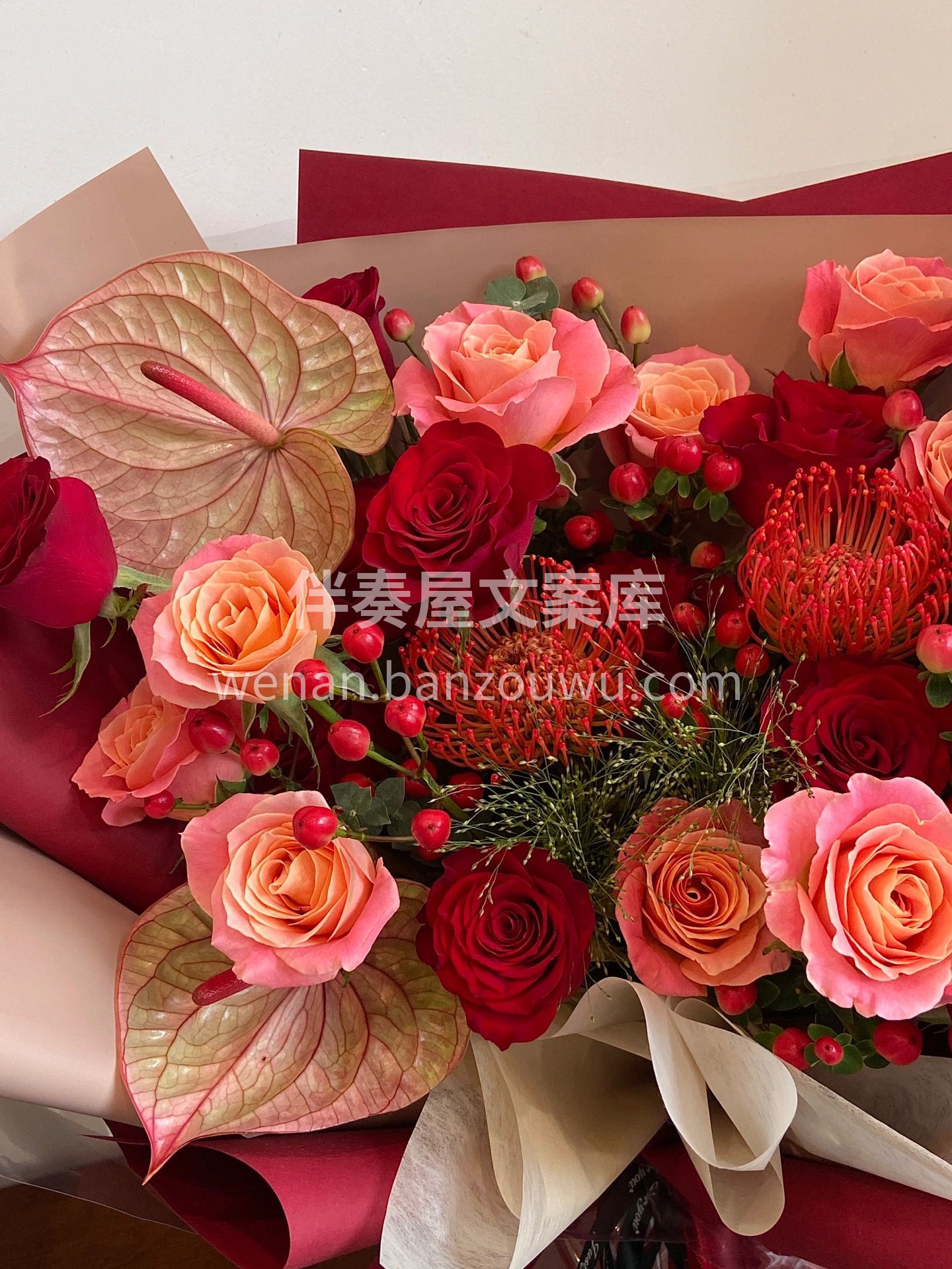 适合送给领导长辈的一款花束💐 高级红色系 配图1