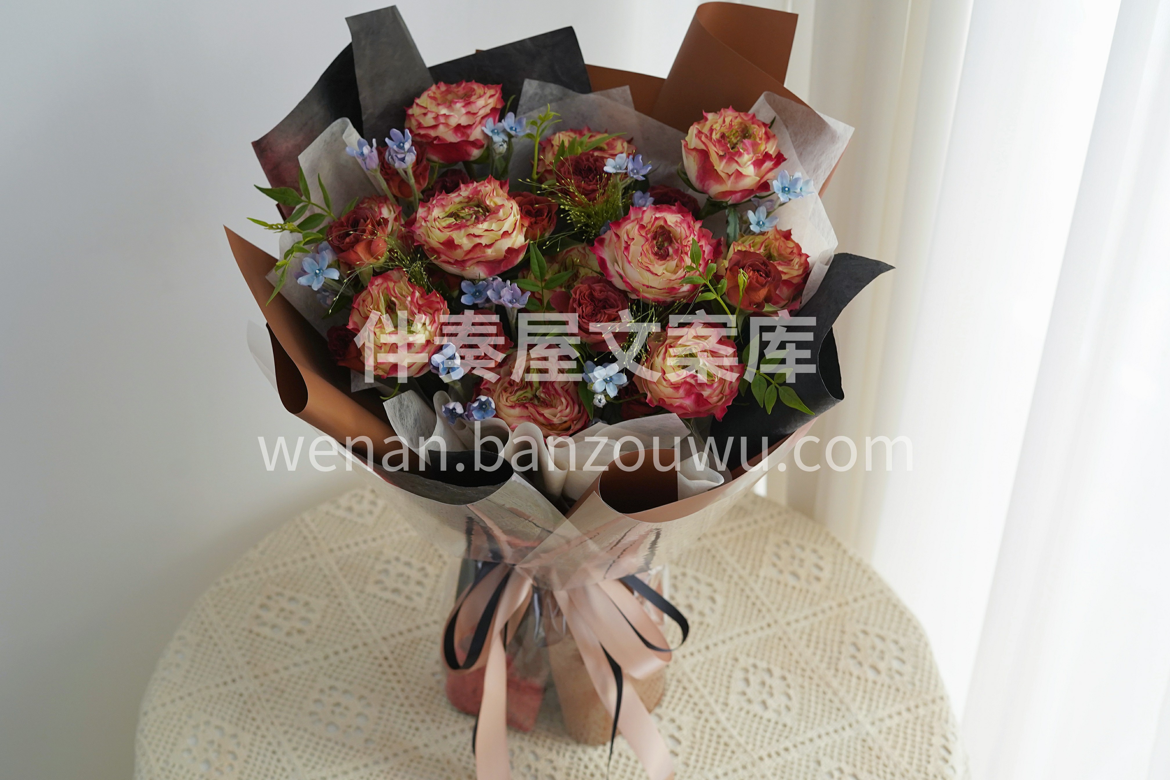 苹果杰克混搭花束🌸 千篇一律的玫瑰看多了 👀偶尔看些不一样的 配图1