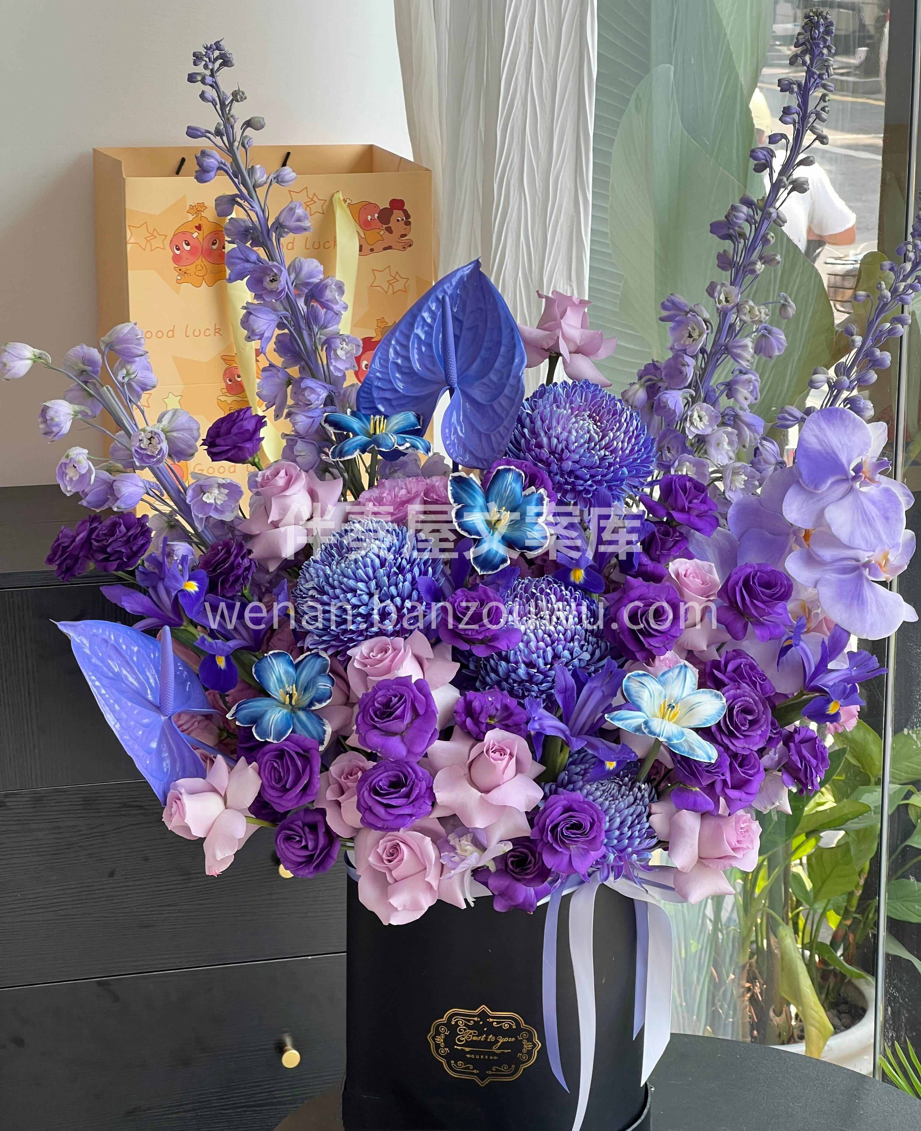 不迎合大众审美💜不刻意温柔 却自带让人移 配图1