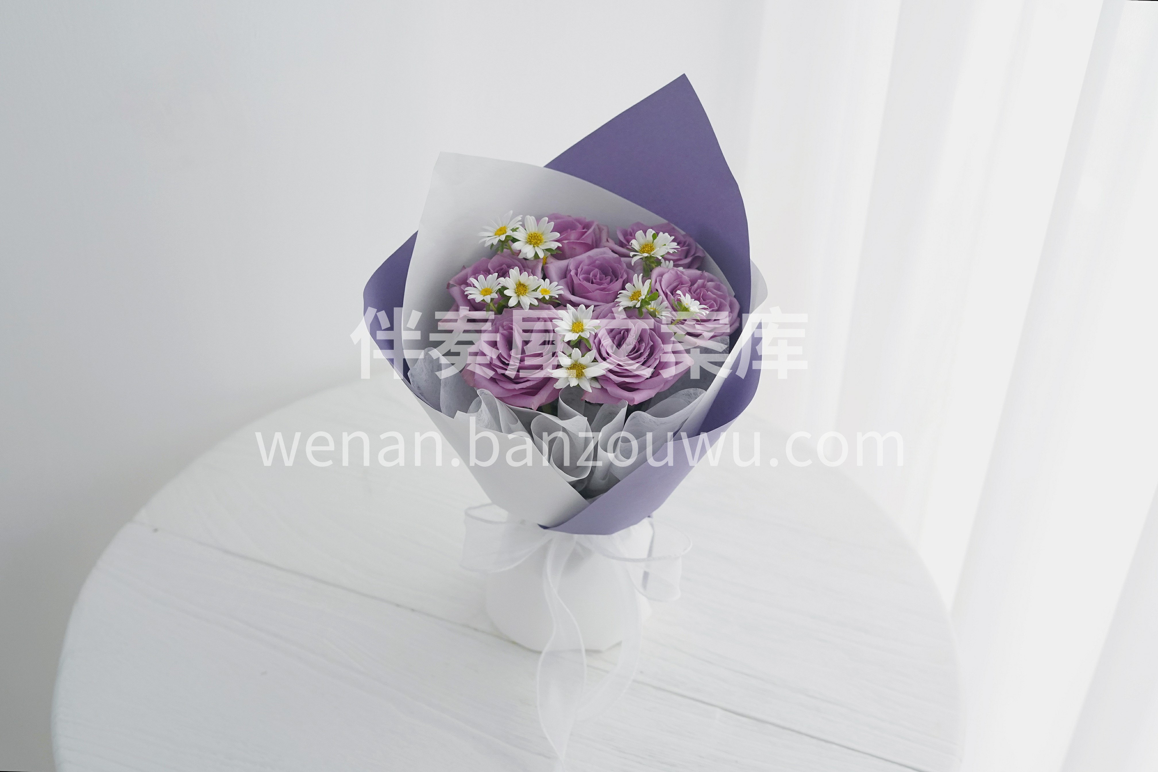 职场雷厉风行 生活温柔如诗🎐 愿这束花🌸 成为她披荆斩棘后的 配图2