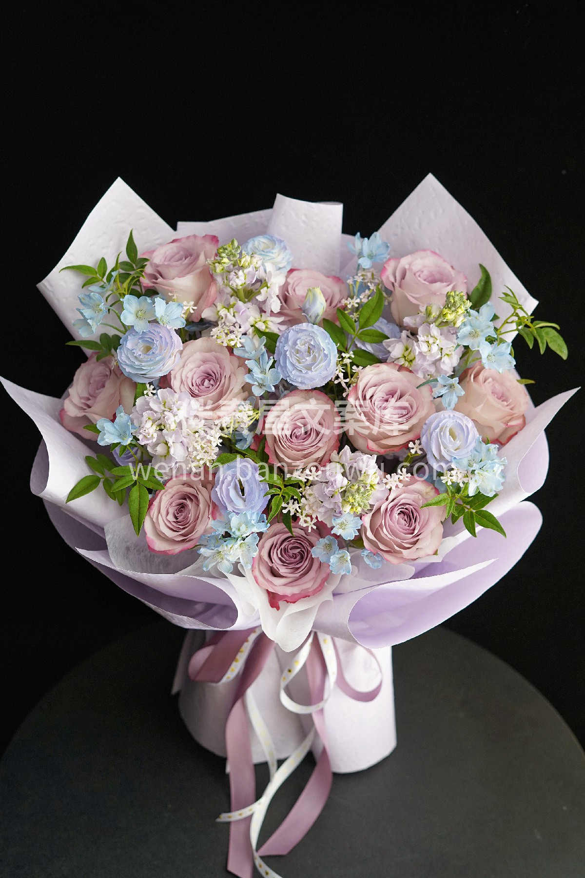 气场玫瑰混搭花束💐 以花之名 🌸予你欢喜 见花如面 万事顺遂 配图1