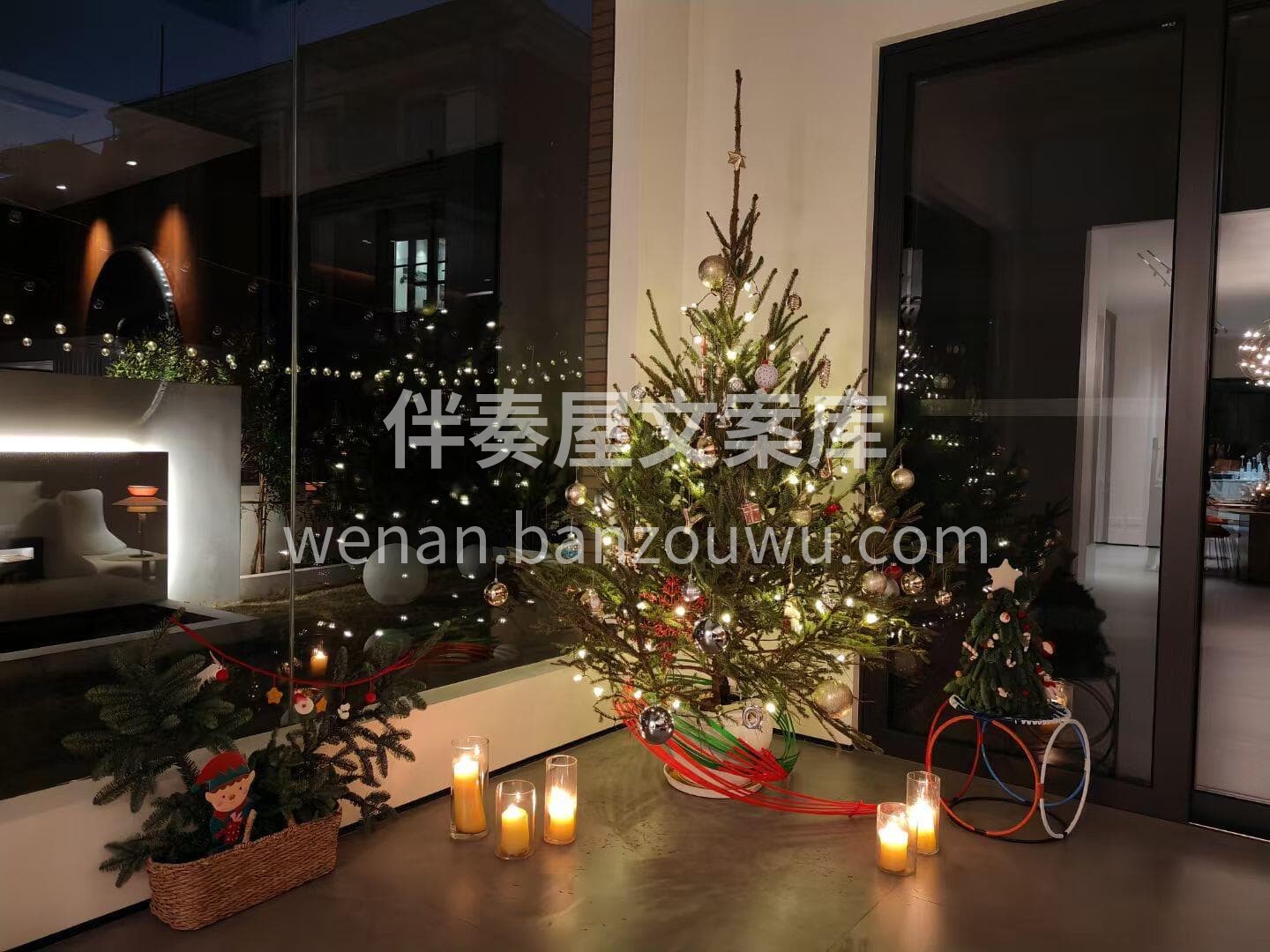 松枝缠绕烛台🌟红果点缀银叶❤️ 餐桌花不只装饰桌面🍎 更点亮 配图1