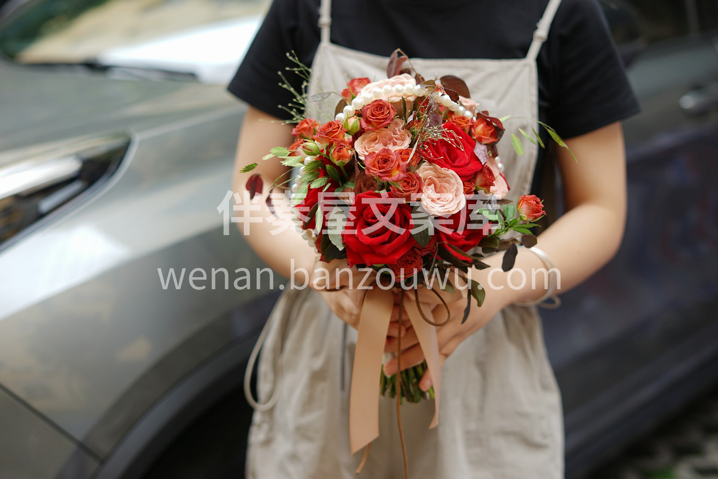 新娘手捧花 每个女孩子都值得被放在♥心尖 配图1