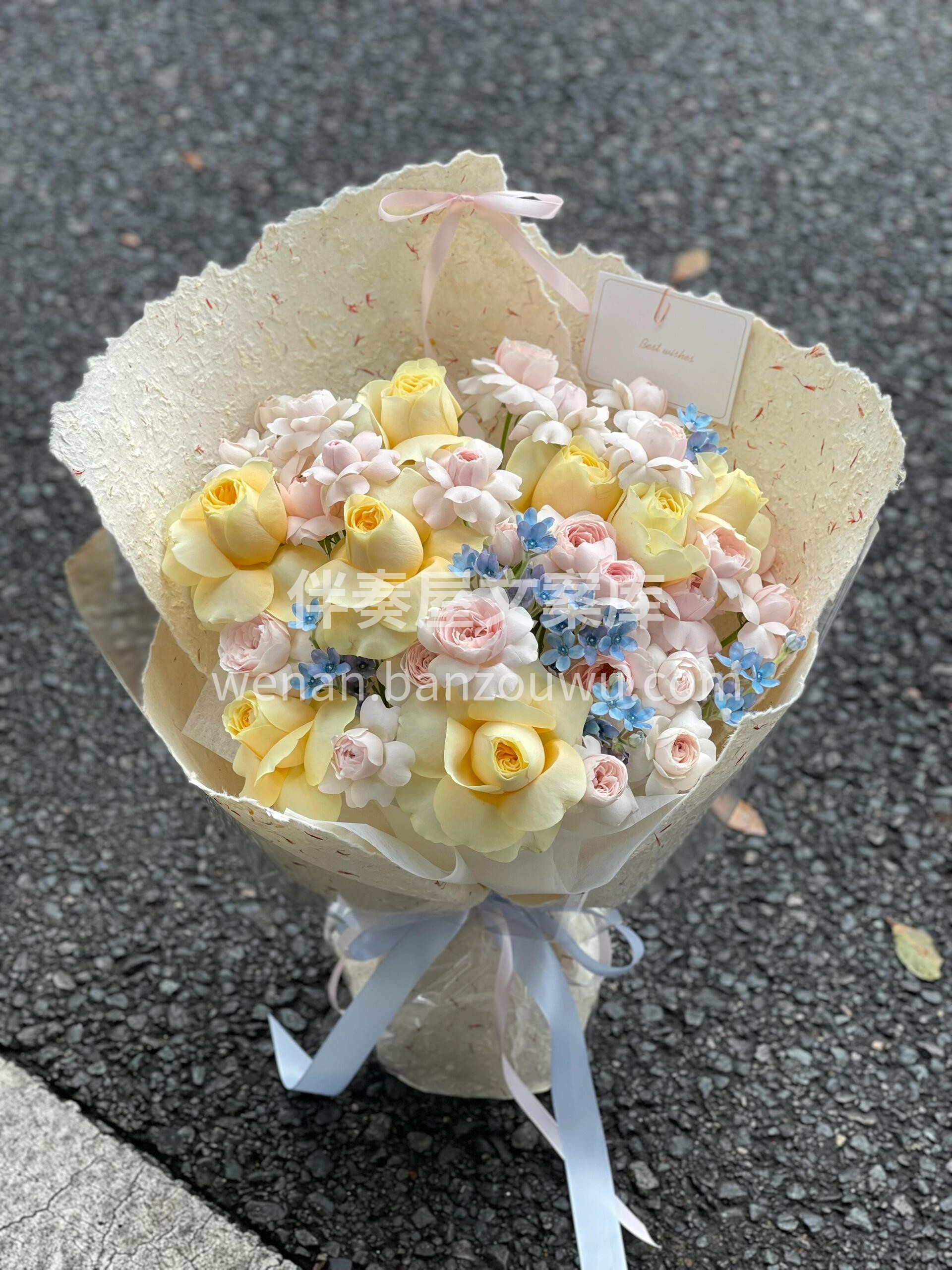 奶油风花束🍦 温柔你的每个瞬间 🌸 在这个温柔的季节🍓 为你 配图2