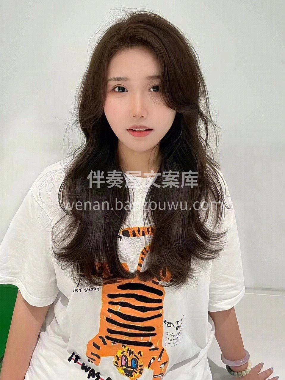 气质烫发 好看减龄超温柔 适合发量多 脸 配图1
