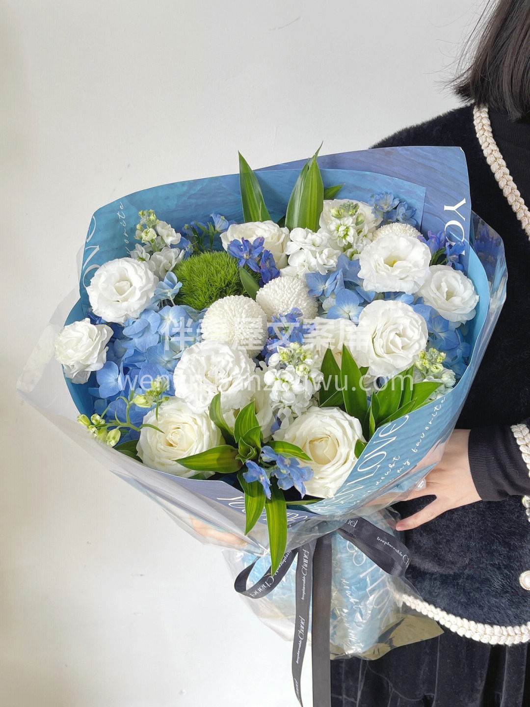 客订生日花礼~ 蓝色绣球花束真的不挑人  配图1