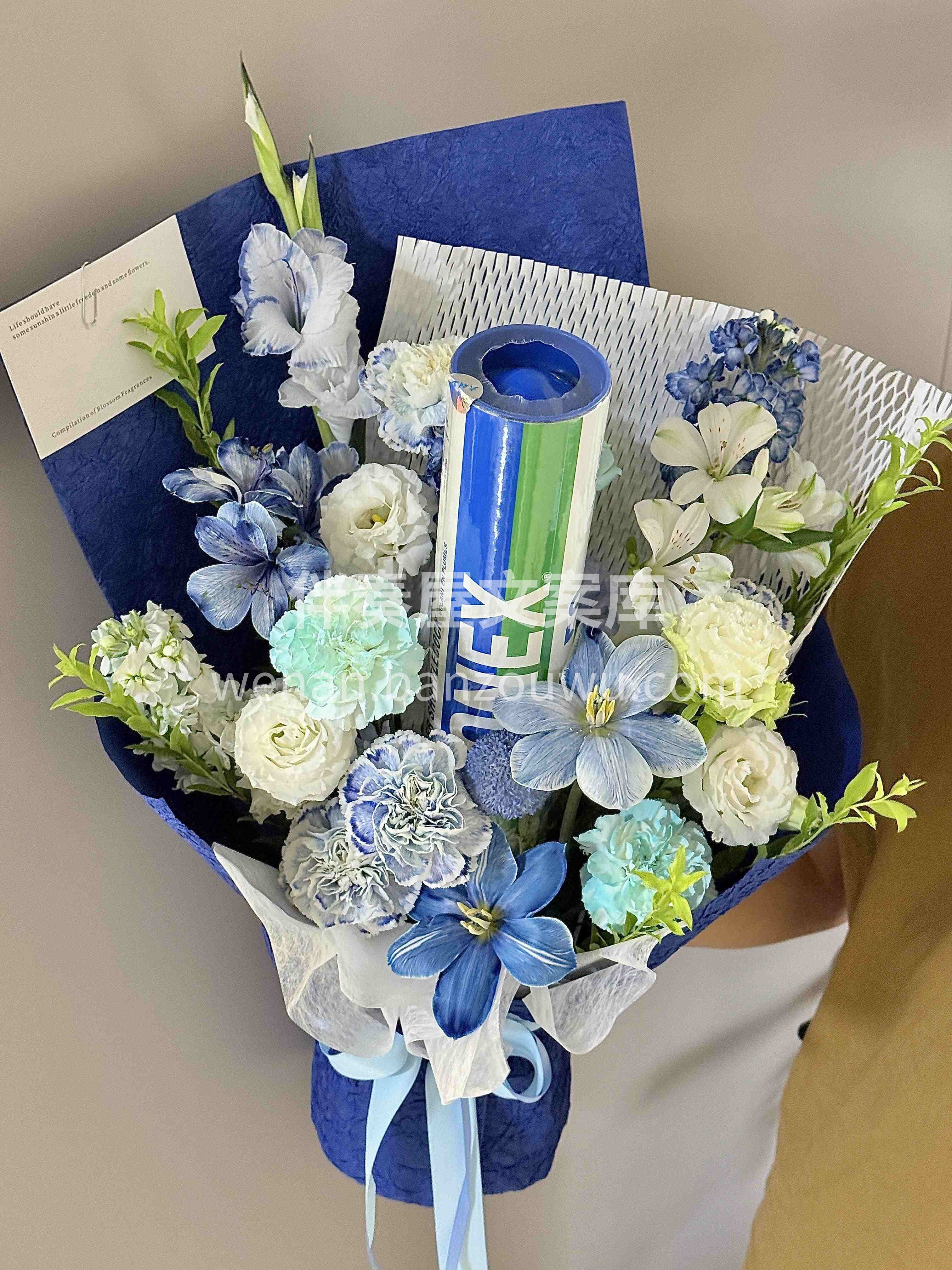 这束羽毛球花束直接封神🏸️ 把羽毛球放进花里🌸 又实用又好看 配图2